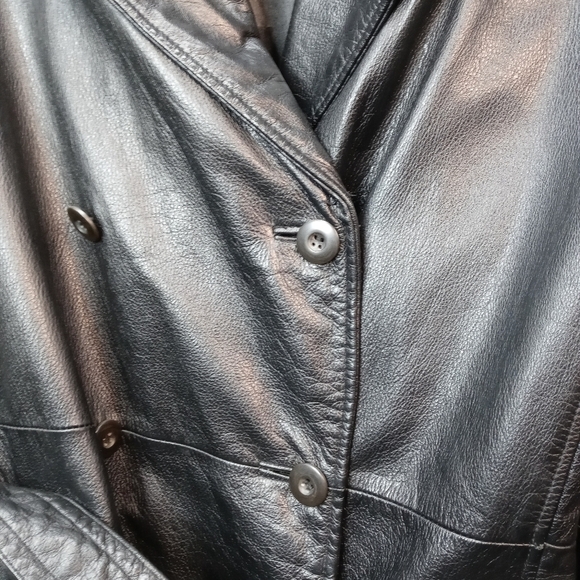 Wilsons Women's Leather double breasted, belted Ja - Picture 7 of 9